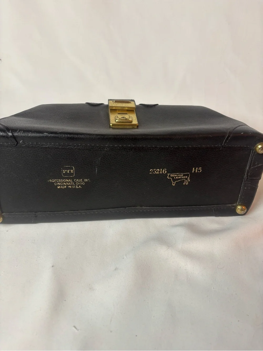 Vintage PCI Professional Case Inc. No. 25216 Black Pebbled Leather Doctor Bag